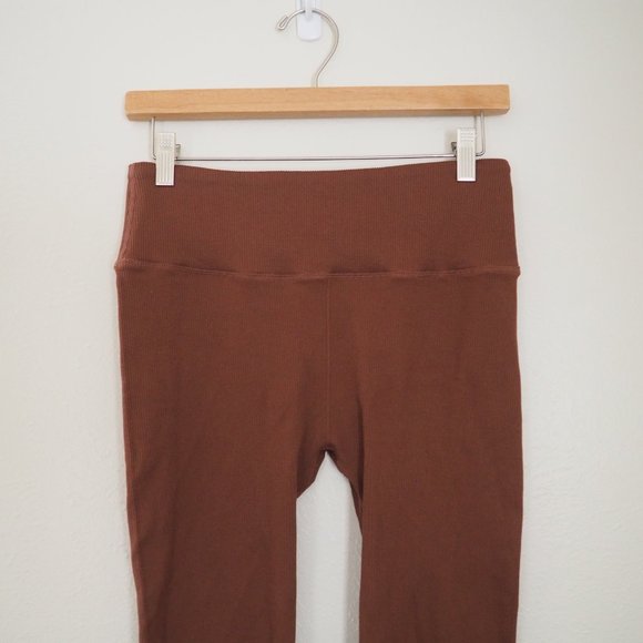 Fabletics High-Waisted Seamless Rib Legging sz M - Picture 8 of 8